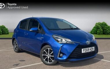Used Toyota Yaris 1.5 VVT-h Icon Tech E-CVT Euro 6 (s/s) 5dr
