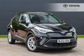 Used Toyota C-HR 1.8 VVT-h Icon CVT Euro 6 (s/s) 5dr