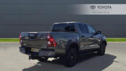 Used Toyota Hilux 2.8 D-4D Invincible X 4WD Euro 6 (s/s) 4dr full