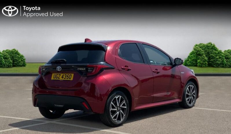 Used Toyota Yaris 1.5 VVT-h Design E-CVT Euro 6 (s/s) 5dr full