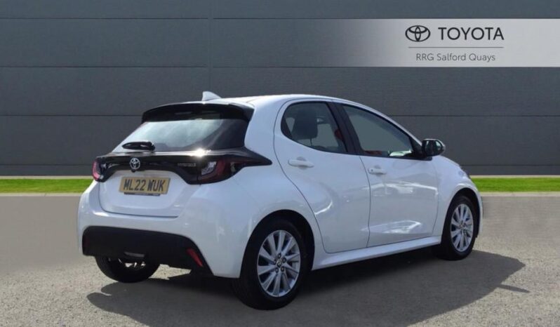Used Toyota Yaris 1.5 VVT-h Icon E-CVT Euro 6 (s/s) 5dr full