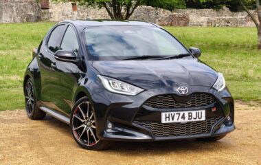 Used Toyota Yaris 1.5 VVT-h GR SPORT E-CVT Euro 6 (s/s) 5dr