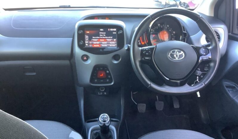 Used Toyota AYGO 1.0 VVT-i x-trend Euro 6 (s/s) 5dr full