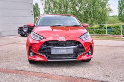 Used Toyota Yaris 1.5 VVT-h Design E-CVT Euro 6 (s/s) 5dr full