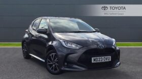 Used Toyota Yaris 1.5 VVT-h Design E-CVT Euro 6 (s/s) 5dr