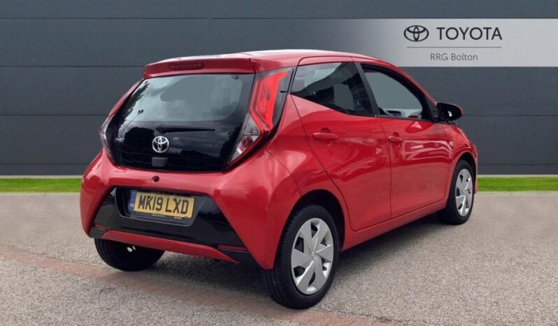 Used Toyota AYGO 1.0 VVT-i x-play Euro 6 5dr full