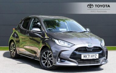 Used Toyota Yaris 1.5 VVT-h Design E-CVT Euro 6 (s/s) 5dr
