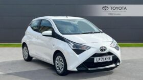 Used Toyota AYGO 1.0 VVT-i x-play Euro 6 (s/s) 5dr