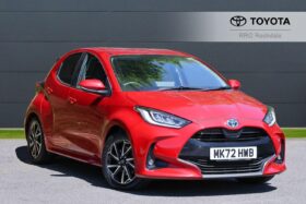 Used Toyota Yaris 1.5 VVT-h Design E-CVT Euro 6 (s/s) 5dr