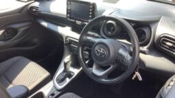 Used Toyota Yaris 1.5 VVT-h Design E-CVT Euro 6 (s/s) 5dr full
