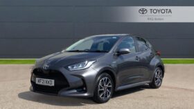 Used Toyota Yaris 1.5 VVT-h Design E-CVT Euro 6 (s/s) 5dr