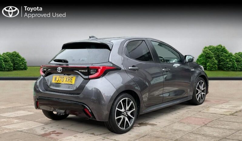Used Toyota Yaris 1.5 VVT-h Dynamic E-CVT Euro 6 (s/s) 5dr full