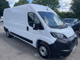Used Peugeot Boxer 2.2 BlueHDi 335 Professional Manual L3 Medium Roof Euro 6 (s/s) 5dr