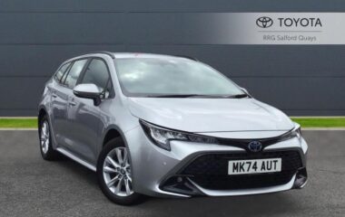 Used Toyota Corolla 1.8 VVT-h Icon Touring Sports CVT Euro 6 (s/s) 5dr