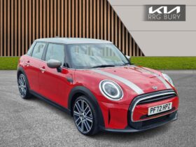 Used MINI HATCHBACK 1.5 Cooper Exclusive Steptronic Euro 6 (s/s) 5dr