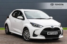 Used Toyota Yaris 1.5 VVT-h Icon E-CVT Euro 6 (s/s) 5dr