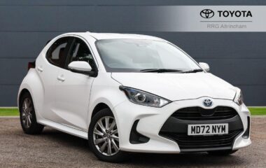 Used Toyota Yaris 1.5 VVT-h Icon E-CVT Euro 6 (s/s) 5dr