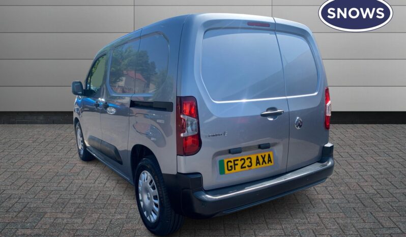 Used Vauxhall Combo Cargo 2300 50kWh Dynamic Auto L1 H1 5dr (7.4kW Charger) full