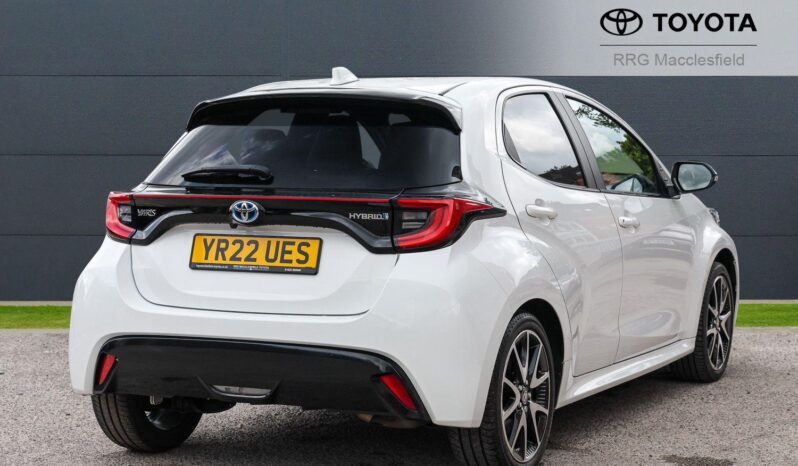 Used Toyota Yaris 1.5 VVT-h Dynamic E-CVT Euro 6 (s/s) 5dr full