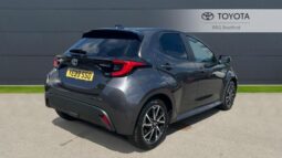 Used Toyota Yaris 1.5 VVT-h Design E-CVT Euro 6 (s/s) 5dr full