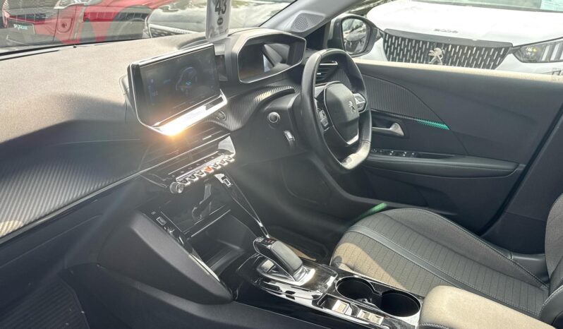 Used Peugeot 208 50kWh Allure Auto 5dr full