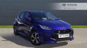 Used Toyota Yaris 1.5 VVT-h Design E-CVT Euro 6 (s/s) 5dr