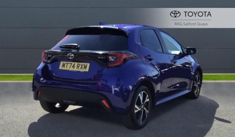 Used Toyota Yaris 1.5 VVT-h Design E-CVT Euro 6 (s/s) 5dr full