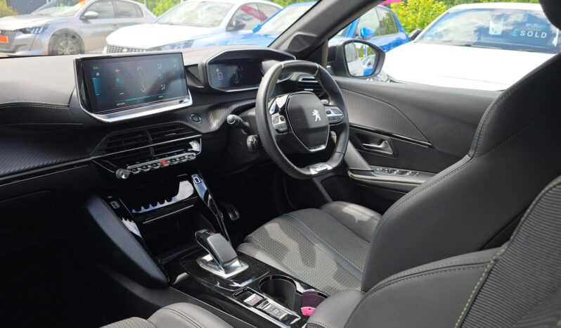 Used Peugeot 208 50kWh GT Auto 5dr full