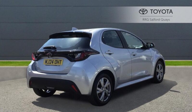 Used Toyota Yaris 1.5 VVT-h Icon E-CVT Euro 6 (s/s) 5dr full