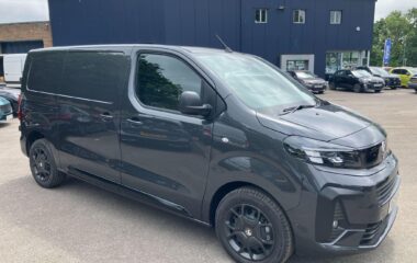 Used Vauxhall Vivaro 2.0 Turbo D 3100 Pro SWB H1 Euro 6 6dr