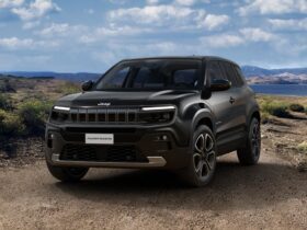 Used Jeep Avenger E-summit156hp Auto