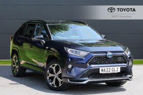 Used Toyota RAV4 2.5 VVT-h 18.1 kWh Dynamic CVT 4WD Euro 6 (s/s) 5dr