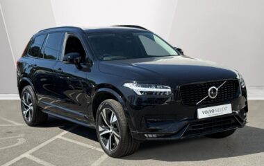 Used Volvo XC90 Plus, B5 AWD Mild hybrid, Petrol, Dark, 7 Seats