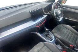 Used SEAT Arona 1.0 TSI (110ps) FR Sport DSG SUV full