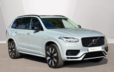 Used Volvo XC90 Ultra, T8 AWD Plug-in hybrid, Electric/Petrol, Dark, 7 Seats