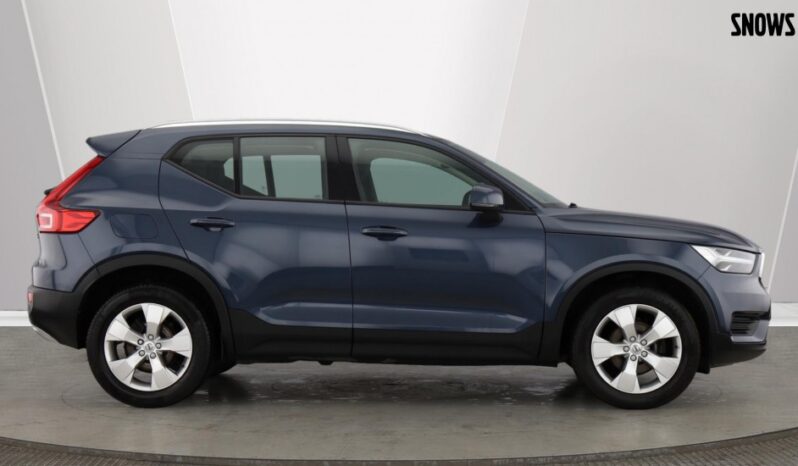 Used Volvo XC40 Momentum, T3 manual full