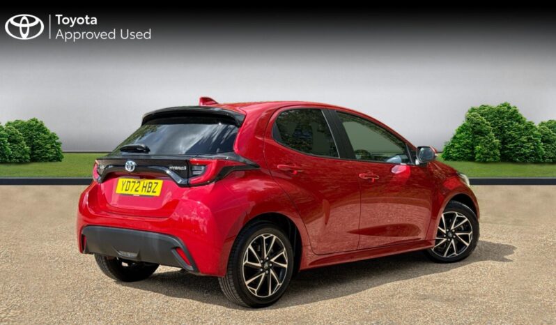Used Toyota Yaris 1.5 VVT-h Design E-CVT Euro 6 (s/s) 5dr full