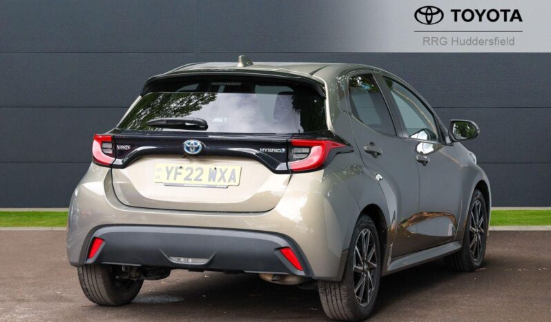 Used Toyota Yaris 1.5 VVT-h Design E-CVT Euro 6 (s/s) 5dr full