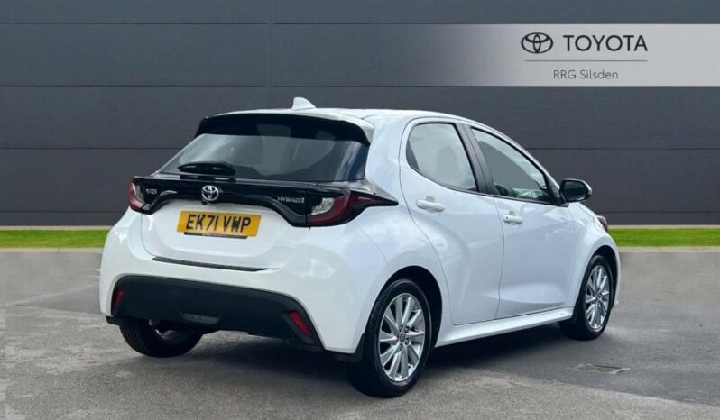 Used Toyota Yaris 1.5 VVT-h Icon E-CVT Euro 6 (s/s) 5dr full