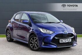 Used Toyota Yaris 1.5 VVT-h Design E-CVT Euro 6 (s/s) 5dr