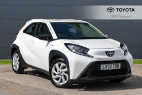 Used Toyota Aygo X 1.0 VVT-i Pure x-shift Euro 6 (s/s) 5dr