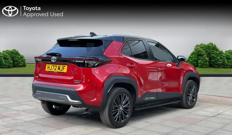Used Toyota Yaris Cross 1.5 VVT-h Dynamic E-CVT AWD Euro 6 (s/s) 5dr full