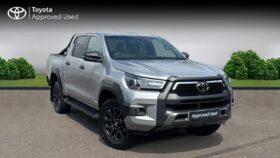 Used Toyota Hi-Lux 2.8 D-4D Invincible X Auto 4WD Euro 6 (s/s) 4dr