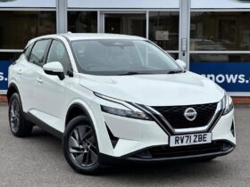 Used Nissan Qashqai 1.3 DIG-T MHEV Acenta Premium Euro 6 (s/s) 5dr