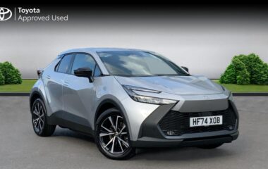 Used Toyota CHR 2.0 VVT-h 13.6 kWh Design CVT Euro 6 (s/s) 5dr