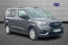 Used Vauxhall Combo Life 50kWh Design Auto 5dr (7.4kW Charger)