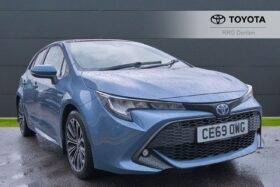 Used Toyota Corolla 1.8 VVT-h Design CVT Euro 6 (s/s) 5dr