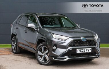 Used Toyota RAV4 2.5 VVT-h 18.1 kWh Design CVT 4WD Euro 6 (s/s) 5dr