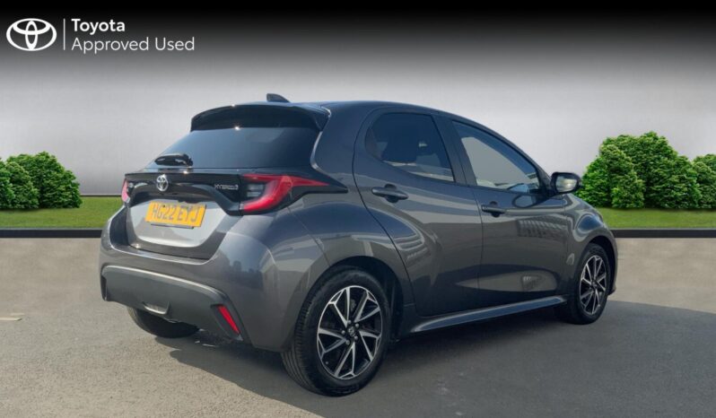 Used Toyota Yaris 1.5 VVT-h Design E-CVT Euro 6 (s/s) 5dr full
