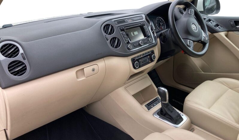 Used Volkswagen Tiguan 2.0 TSI Match DSG 4WD Euro 5 5dr full